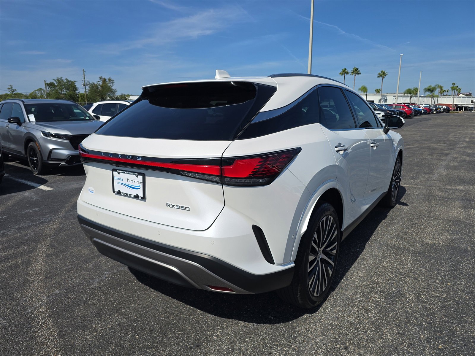 Used 2024 Lexus RX 350 Premium Plus image 4