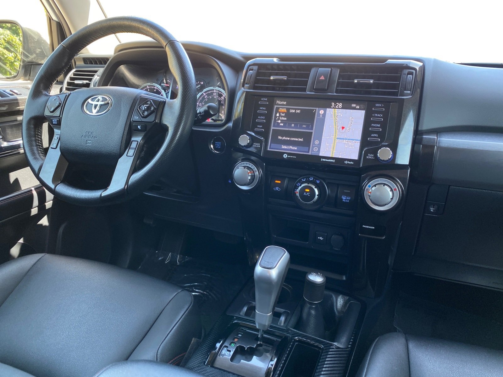 Used 2024 Toyota 4Runner TRD Off-Road Premium image 15