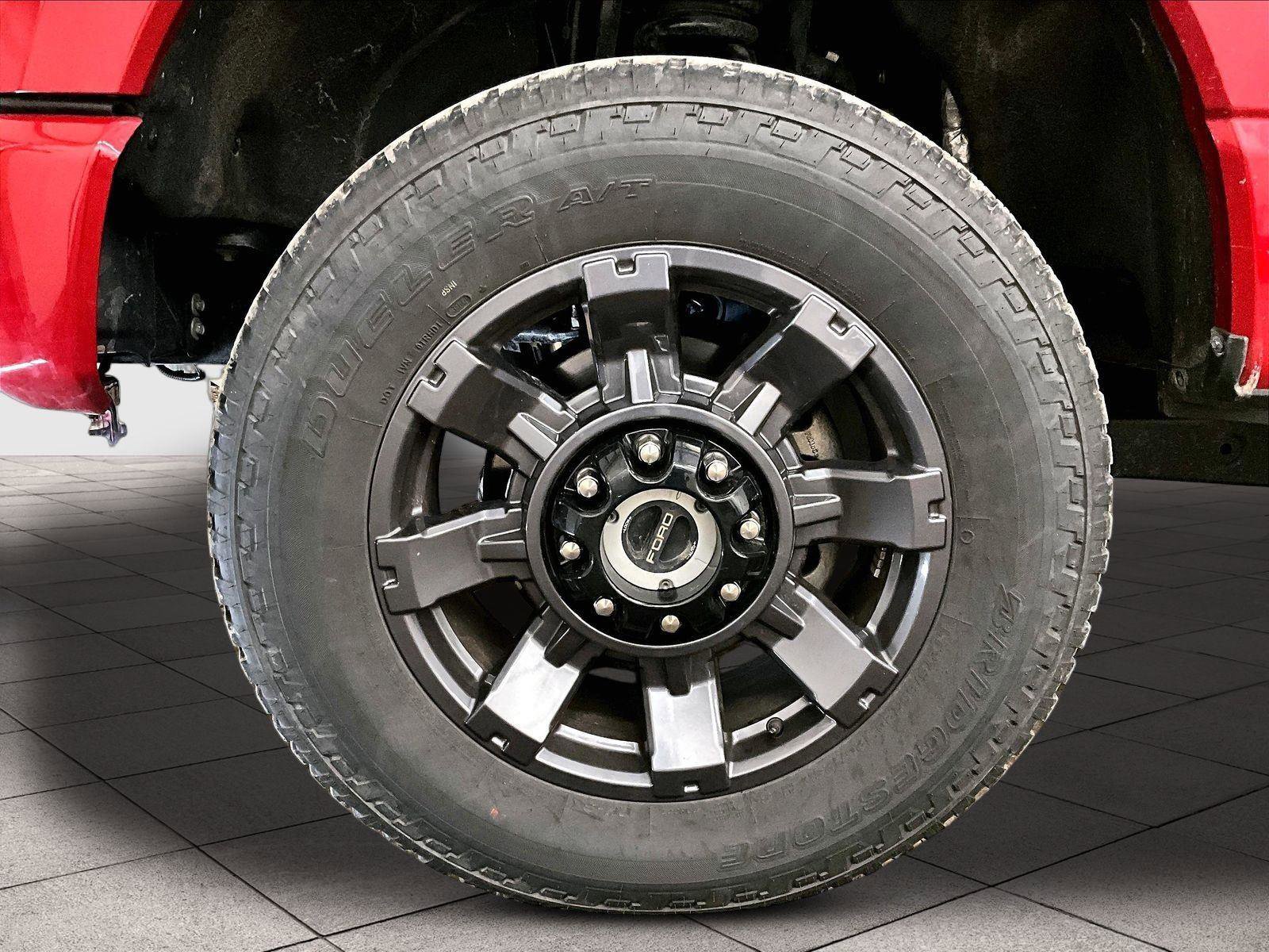 Used 2024 Ford F250 Lariat w/ Sport Appearance Package image 8