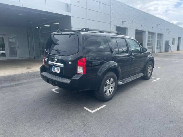 Used 2010 Nissan Pathfinder SE w/ SE Premium Journey Pkg AWD/4WD image 5