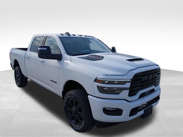 New 2026 RAM 2500 Laramie AWD/4WD image 7