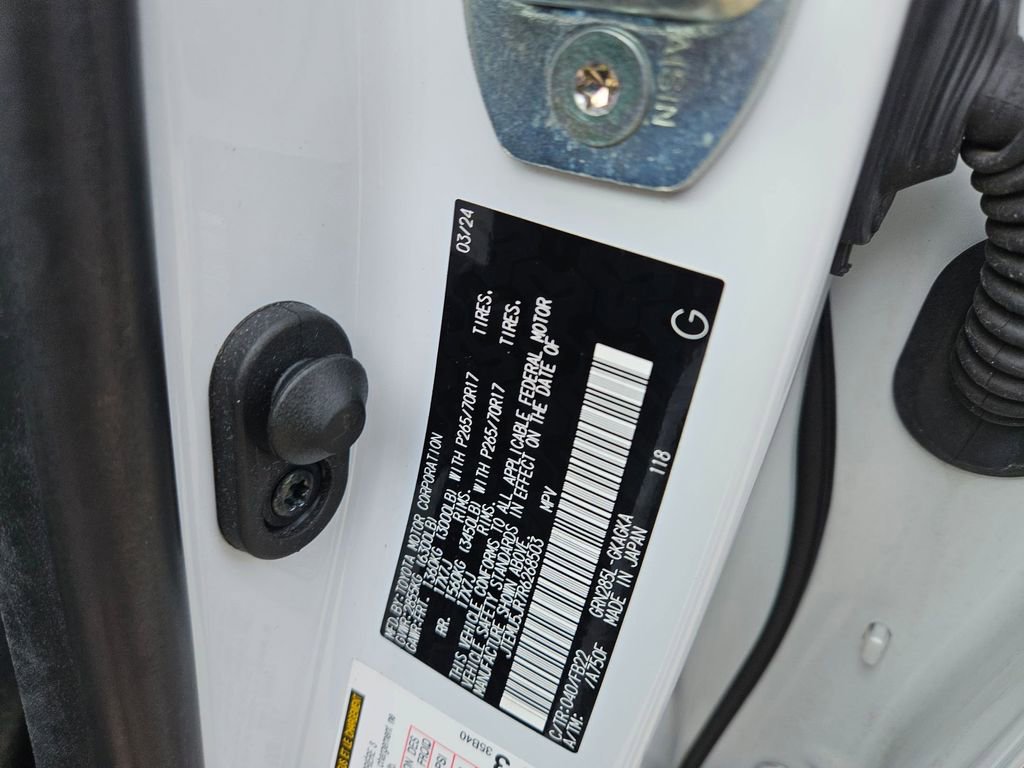 Used 2024 Toyota 4Runner SR5 image 30