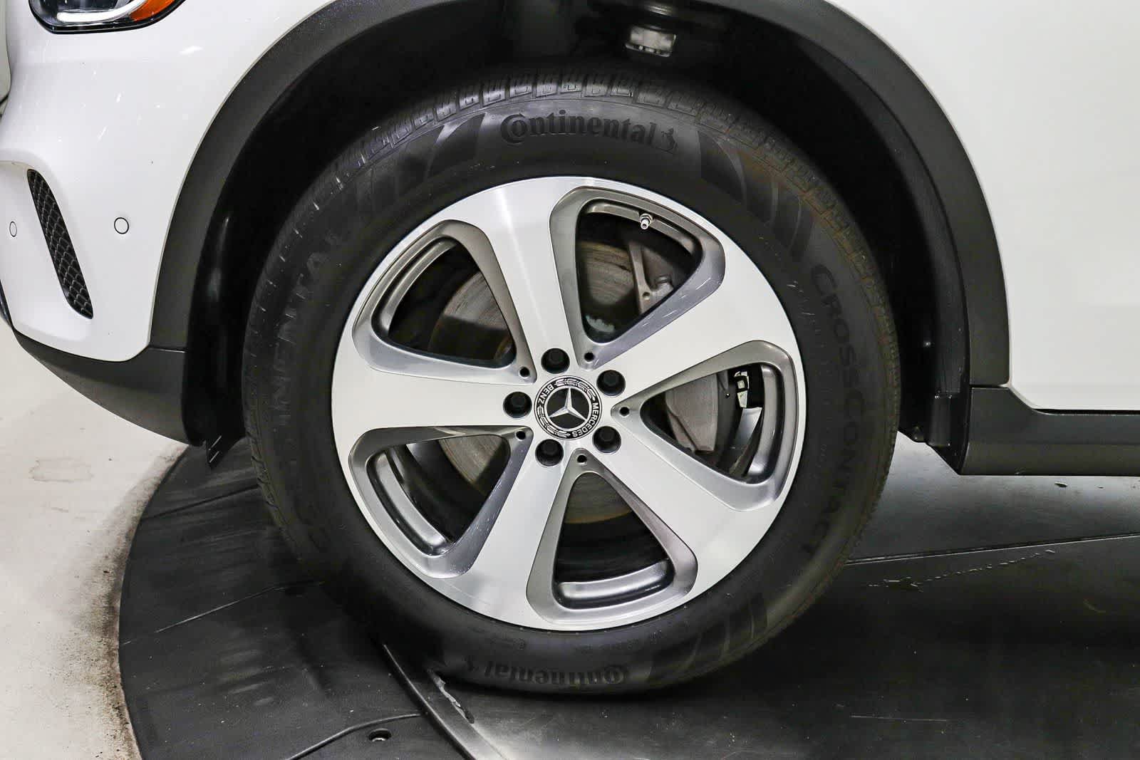 Certified 2022 Mercedes-Benz GLC 300 image 9