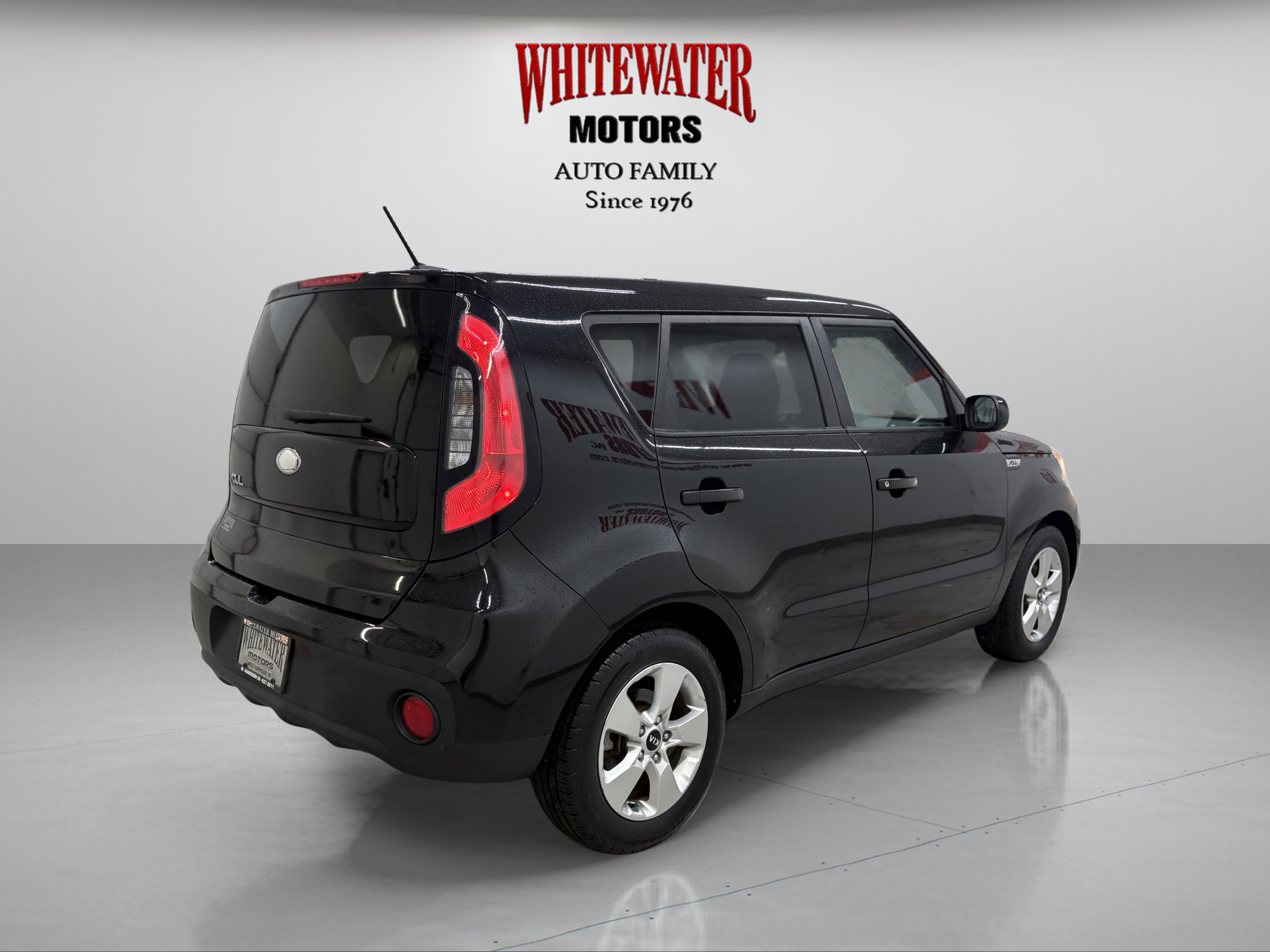 Used 2017 Kia Soul FWD image 5