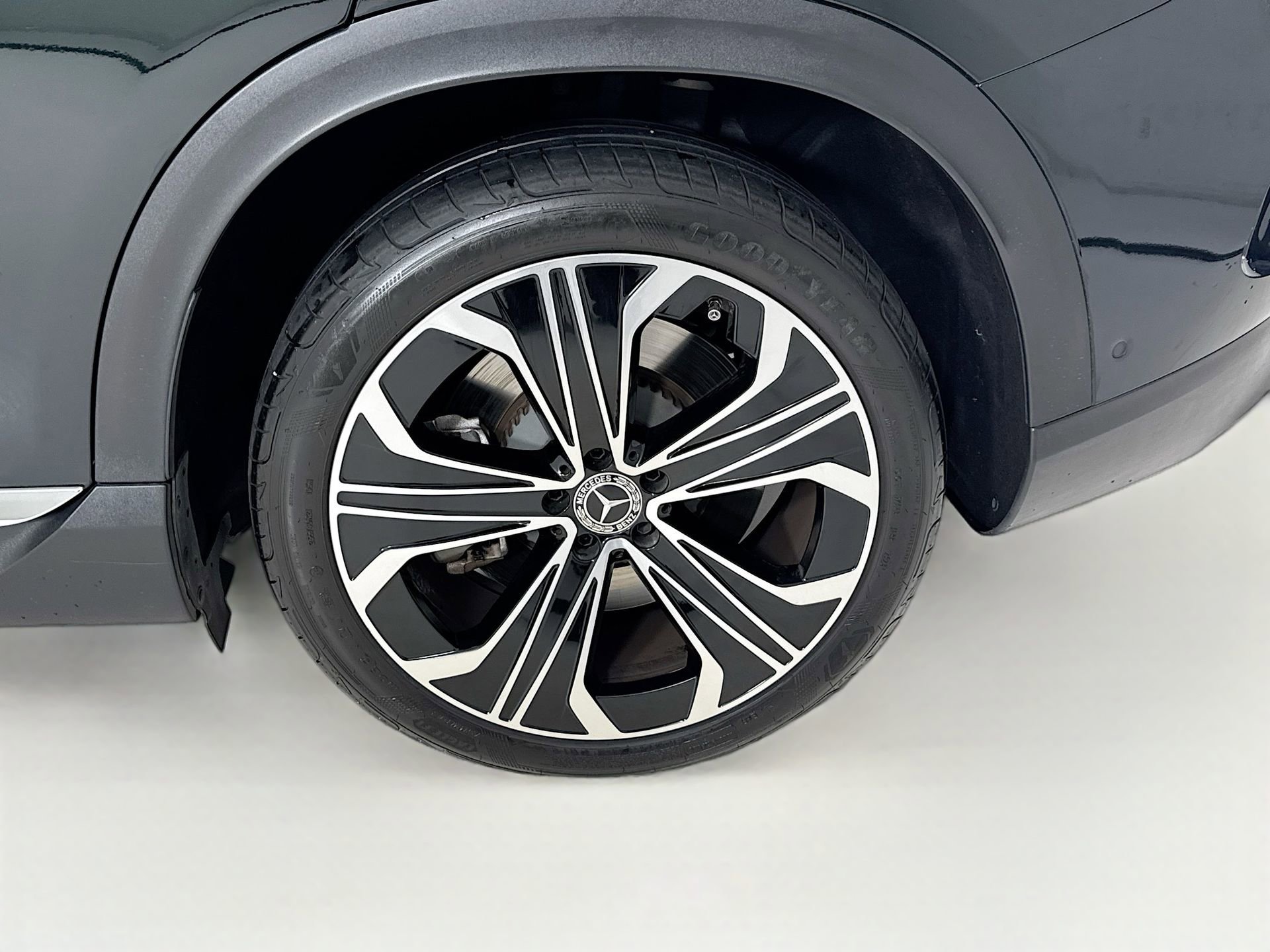 Certified 2023 Mercedes-Benz EQE 350+ SUV image 33