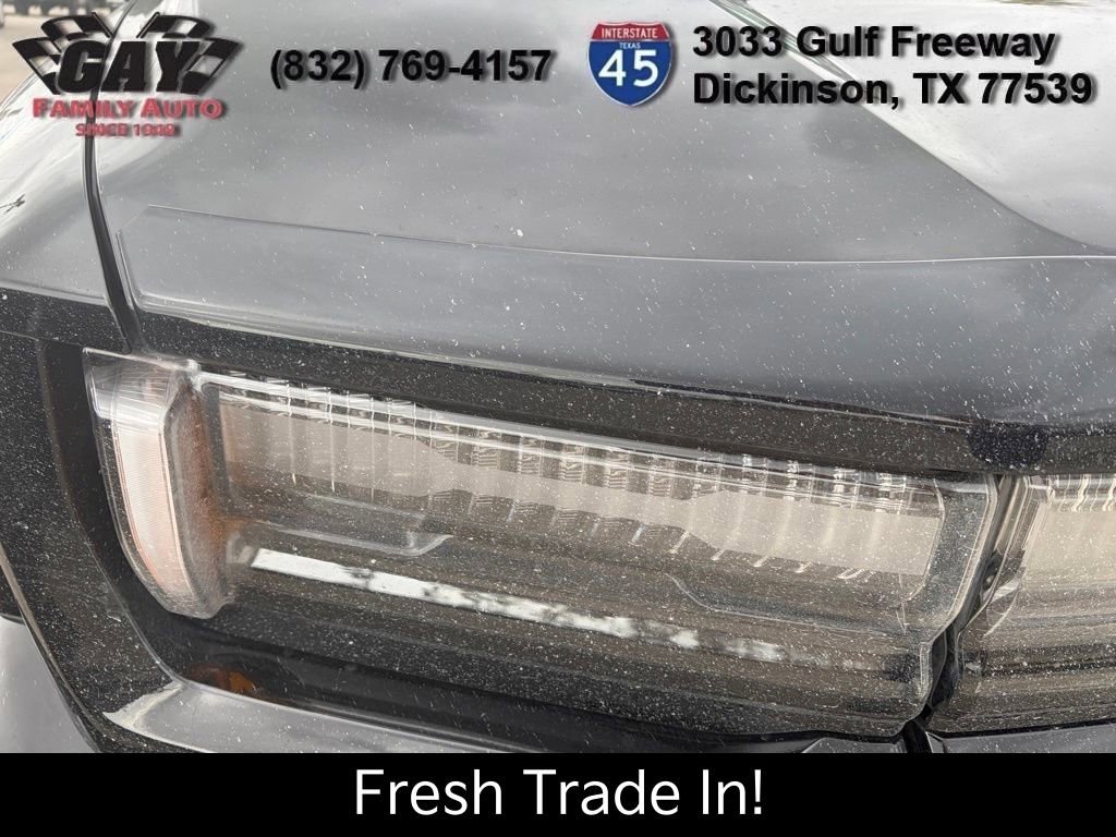 Certified 2025 GMC Hummer EV 2X w/ LPO, Dark Essentials Package image 5