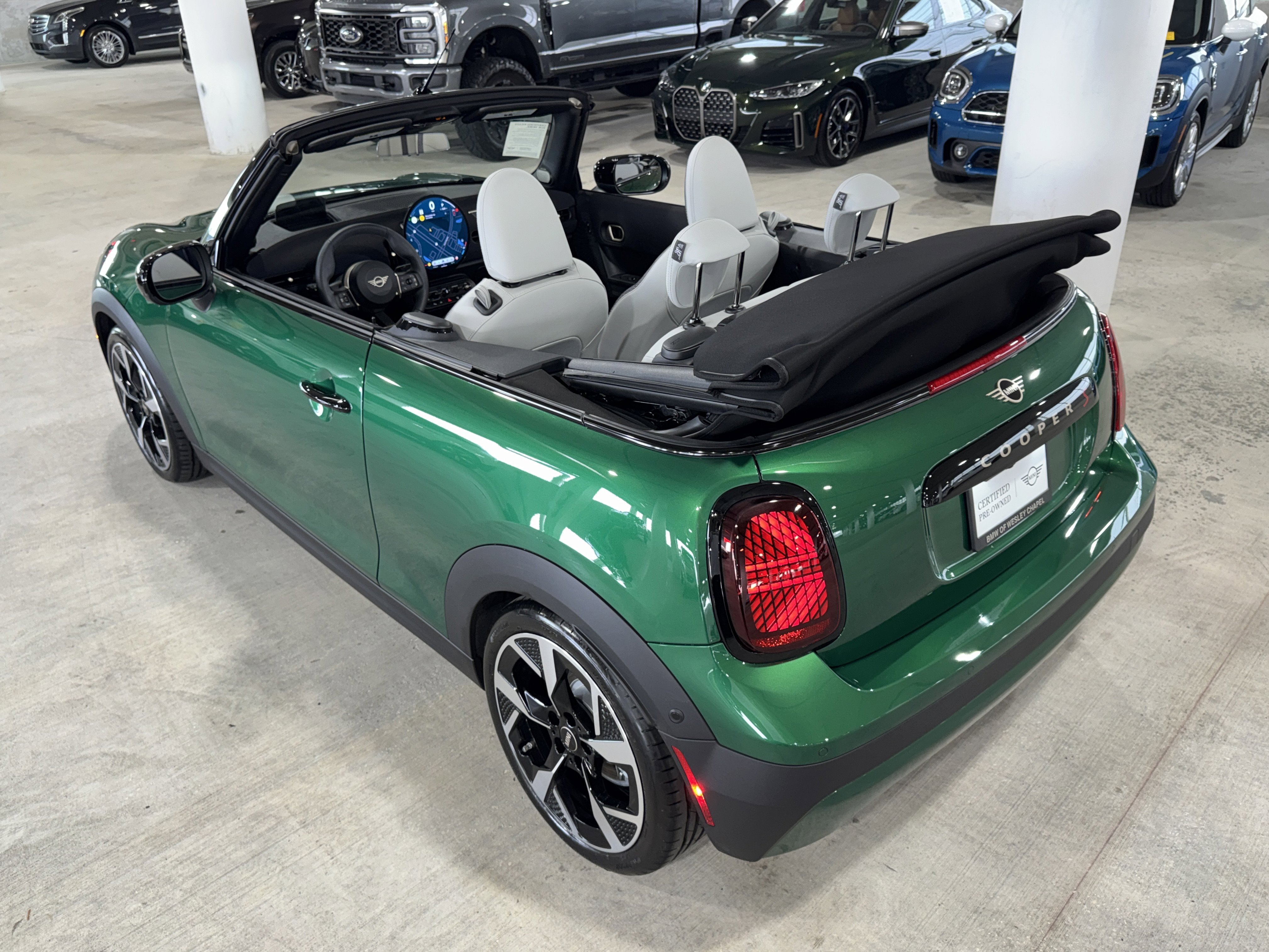 Certified 2025 MINI Cooper S image 33