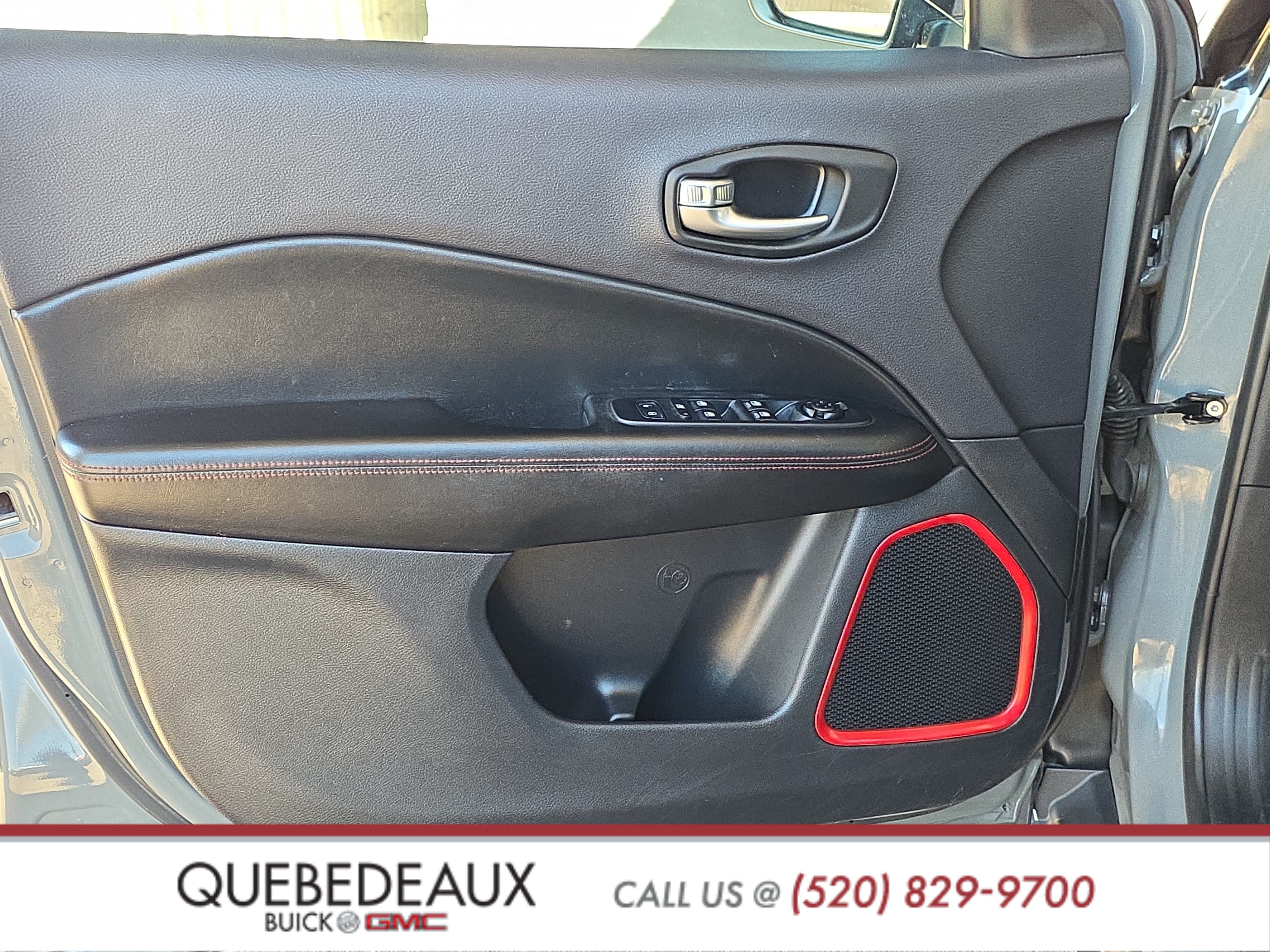 Used 2021 Jeep Compass Trailhawk AWD/4WD image 9