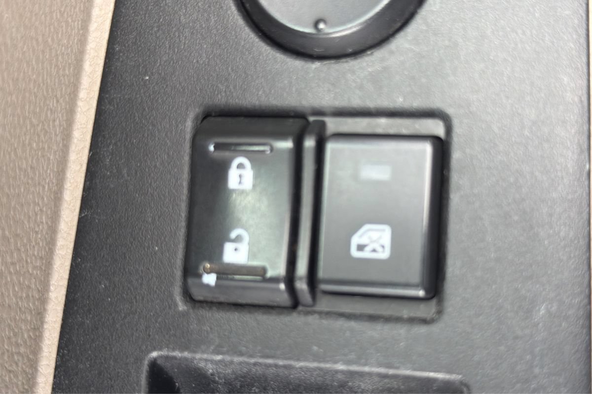 Used 2016 Honda Odyssey EX-L image 38