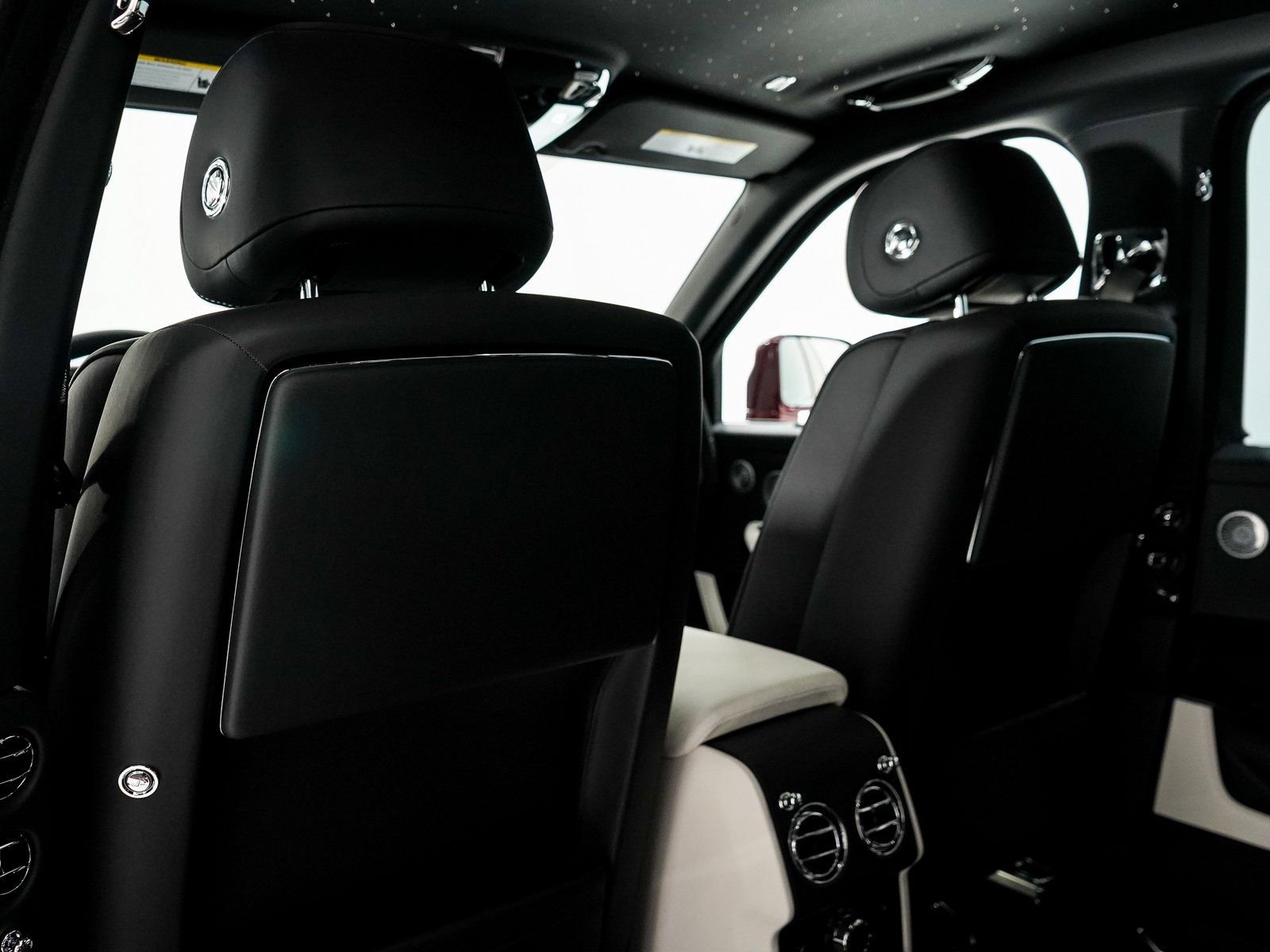 Certified 2025 Rolls-Royce Cullinan image 23