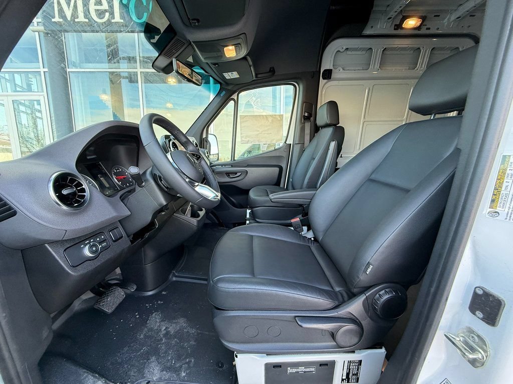 New 2025 Mercedes-Benz Sprinter 2500 image 11