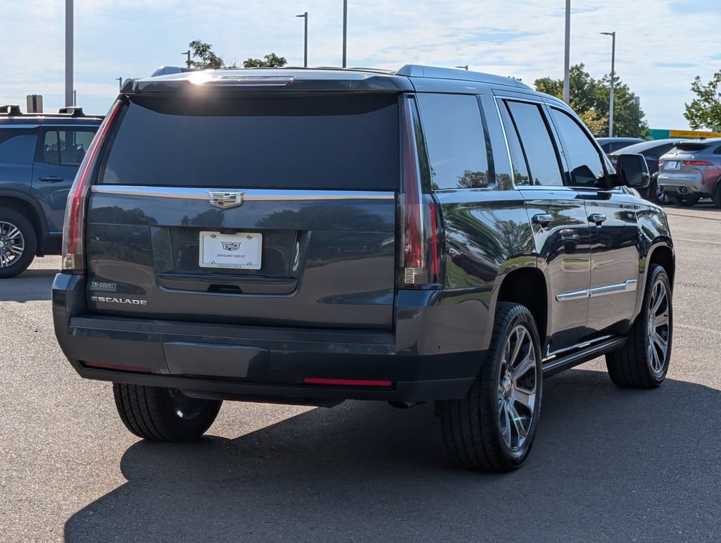 Used 2020 Cadillac Escalade Platinum AWD/4WD image 5