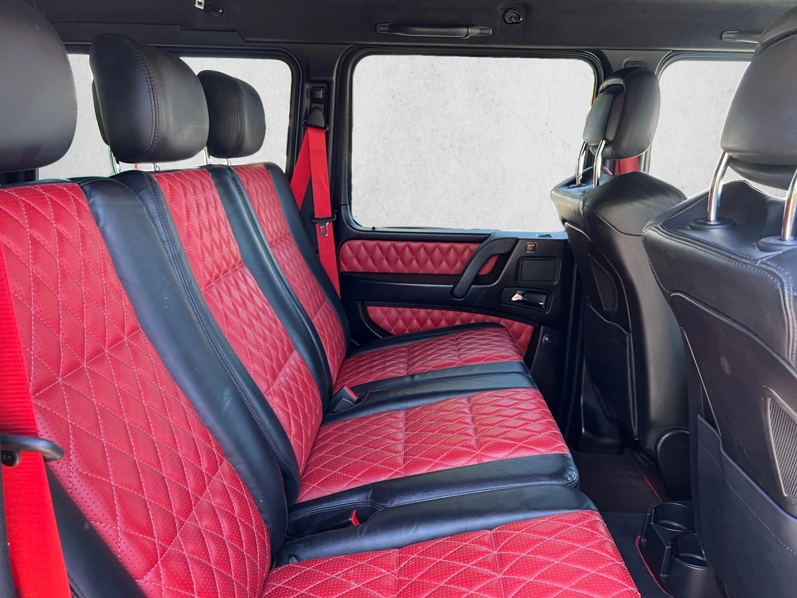 Certified 2017 Mercedes-Benz G 63 AMG 4MATIC image 25