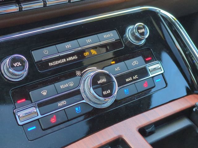 Used 2024 Lincoln Navigator Reserve image 24