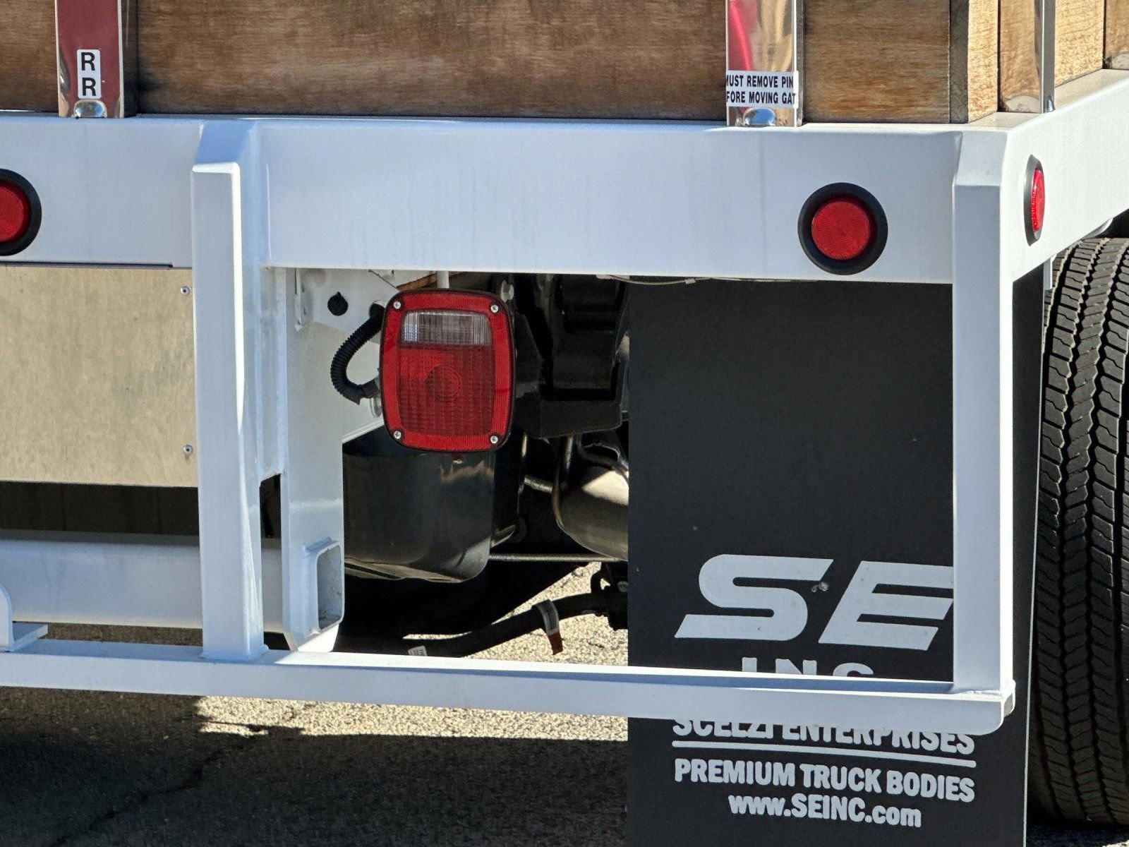 Used 2024 Ford F450 XL w/ XL Chrome Package image 29