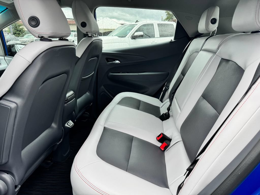 Used 2018 Chevrolet Bolt Premier w/ Driver Confidence II Package FWD image 16