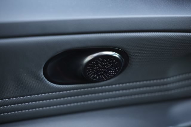 Certified 2025 Hyundai Elantra Sport FWD image 13