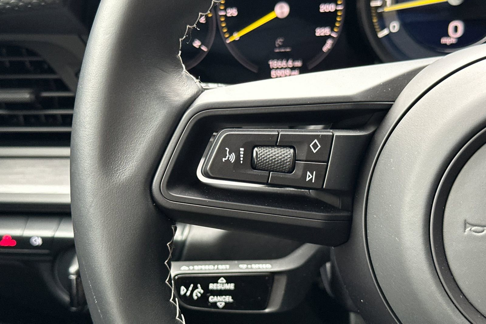 Certified 2022 Porsche 911 GT3 image 29