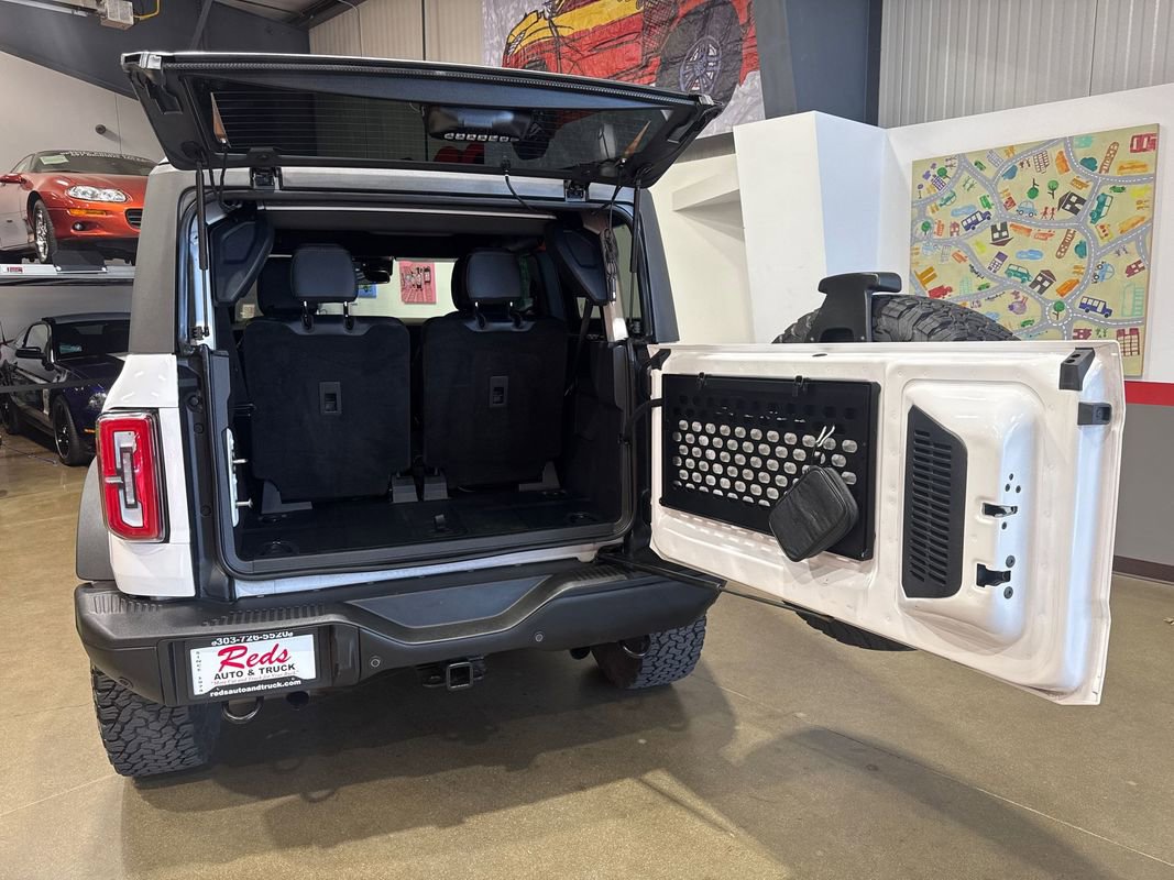 Used 2023 Ford Bronco Badlands image 70