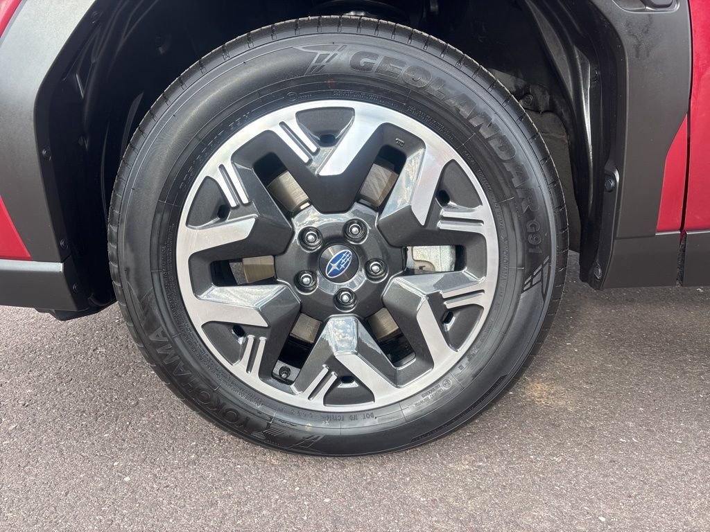 Used 2025 Subaru Forester AWD/4WD image 30