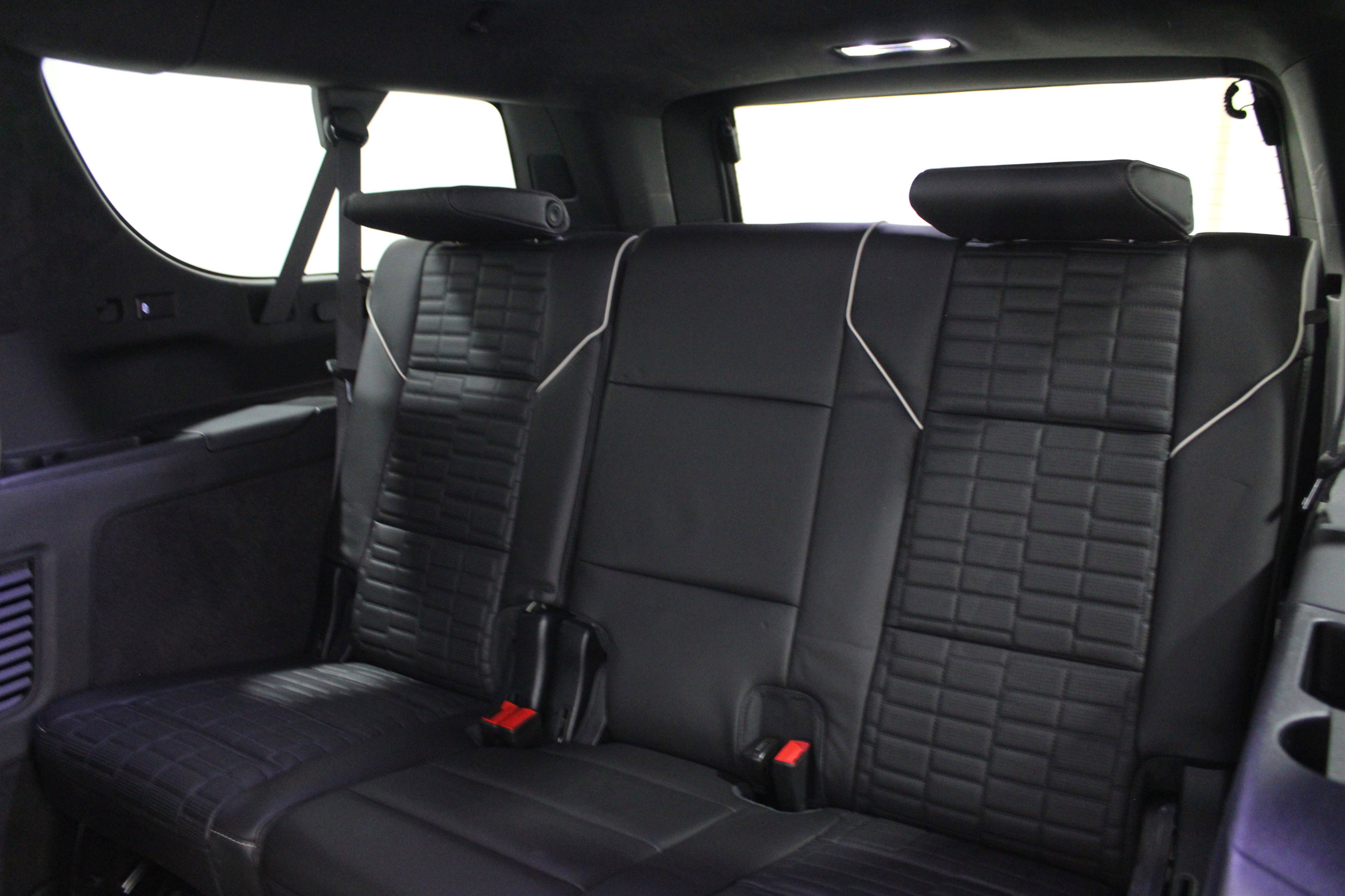 Certified 2024 Cadillac Escalade ESV Sport Platinum image 31