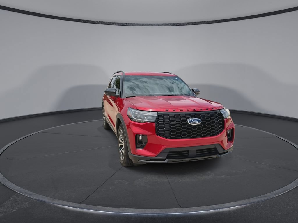 Used 2025 Ford Explorer ST-Line w/ Premium Package RWD image 3