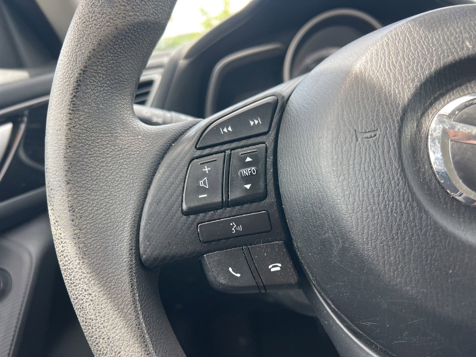 Used 2014 MAZDA MAZDA3 i Sport FWD image 9