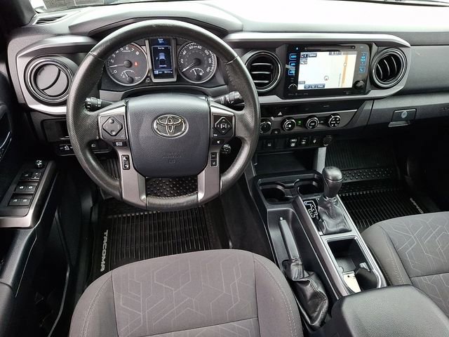 Used 2018 Toyota Tacoma TRD Off-Road AWD/4WD image 2