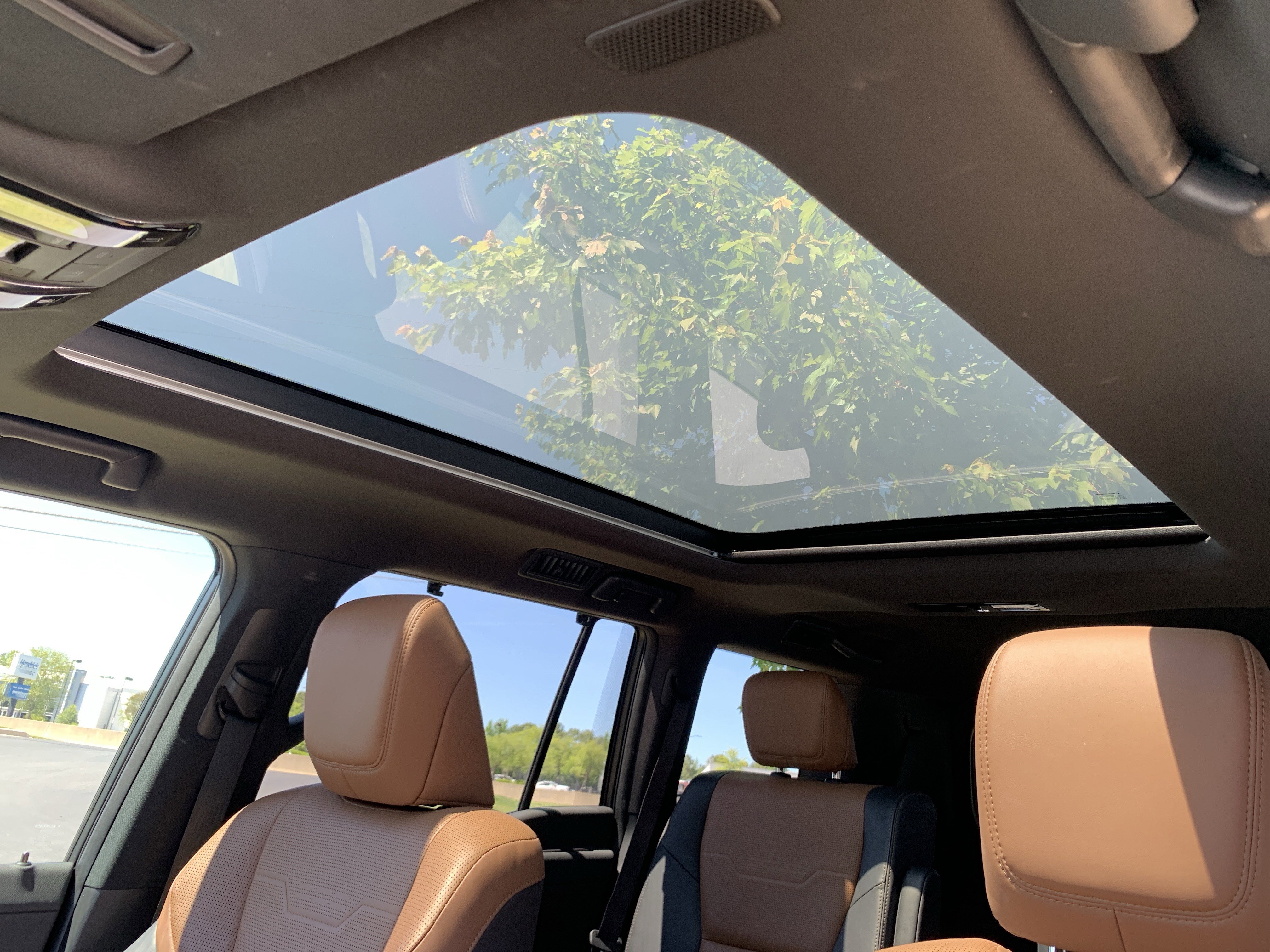 Used 2024 Lexus GX 550 w/ Accessory Package (Z1) AWD/4WD image 28