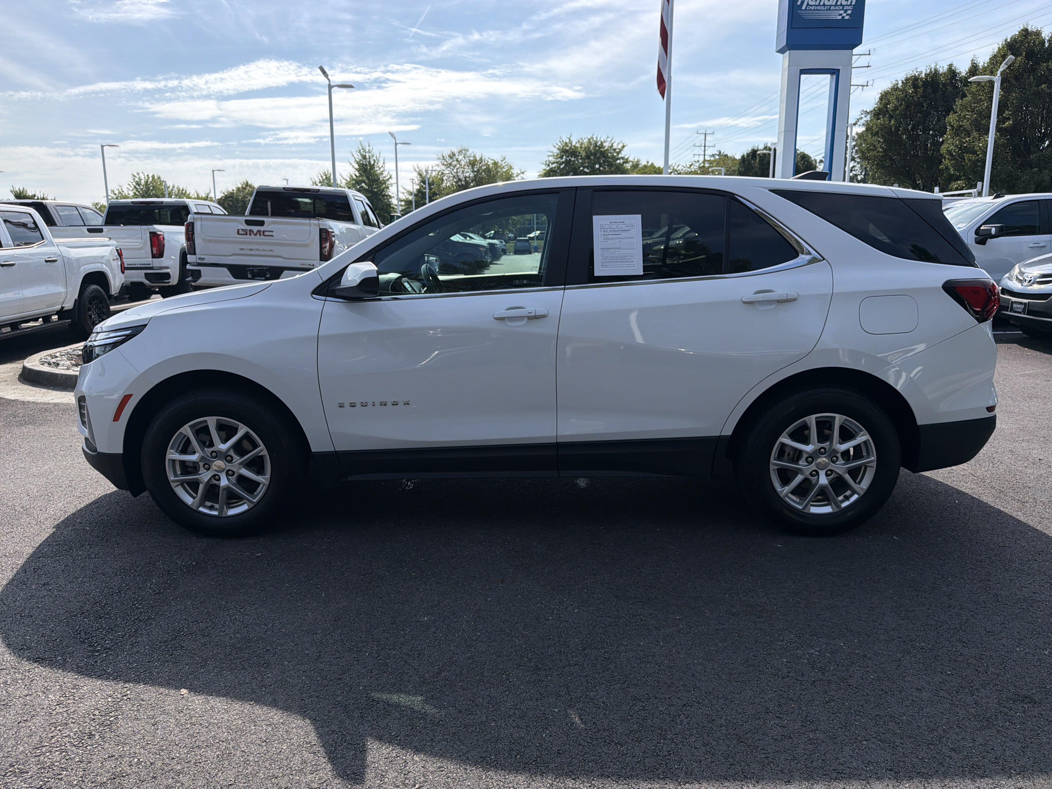 Used 2024 Chevrolet Equinox LT AWD/4WD image 35