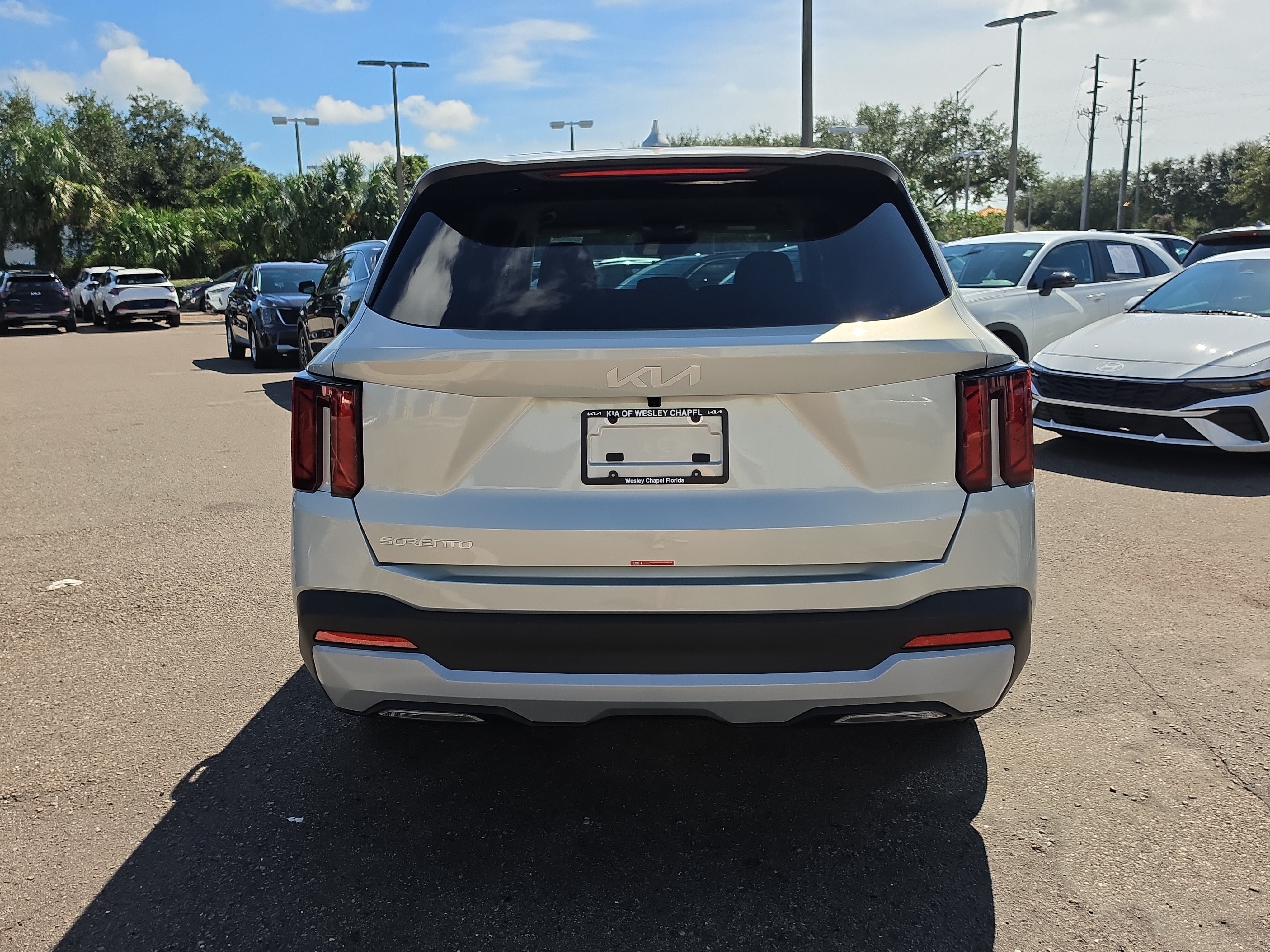 New 2026 Kia Sorento LX FWD image 7