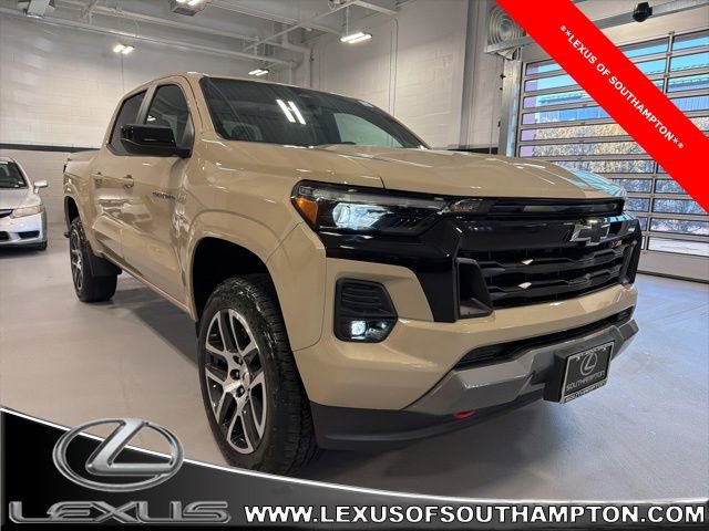 Used 2023 Chevrolet Colorado Z71 w/ Z71 Convenience Package 2 image 1