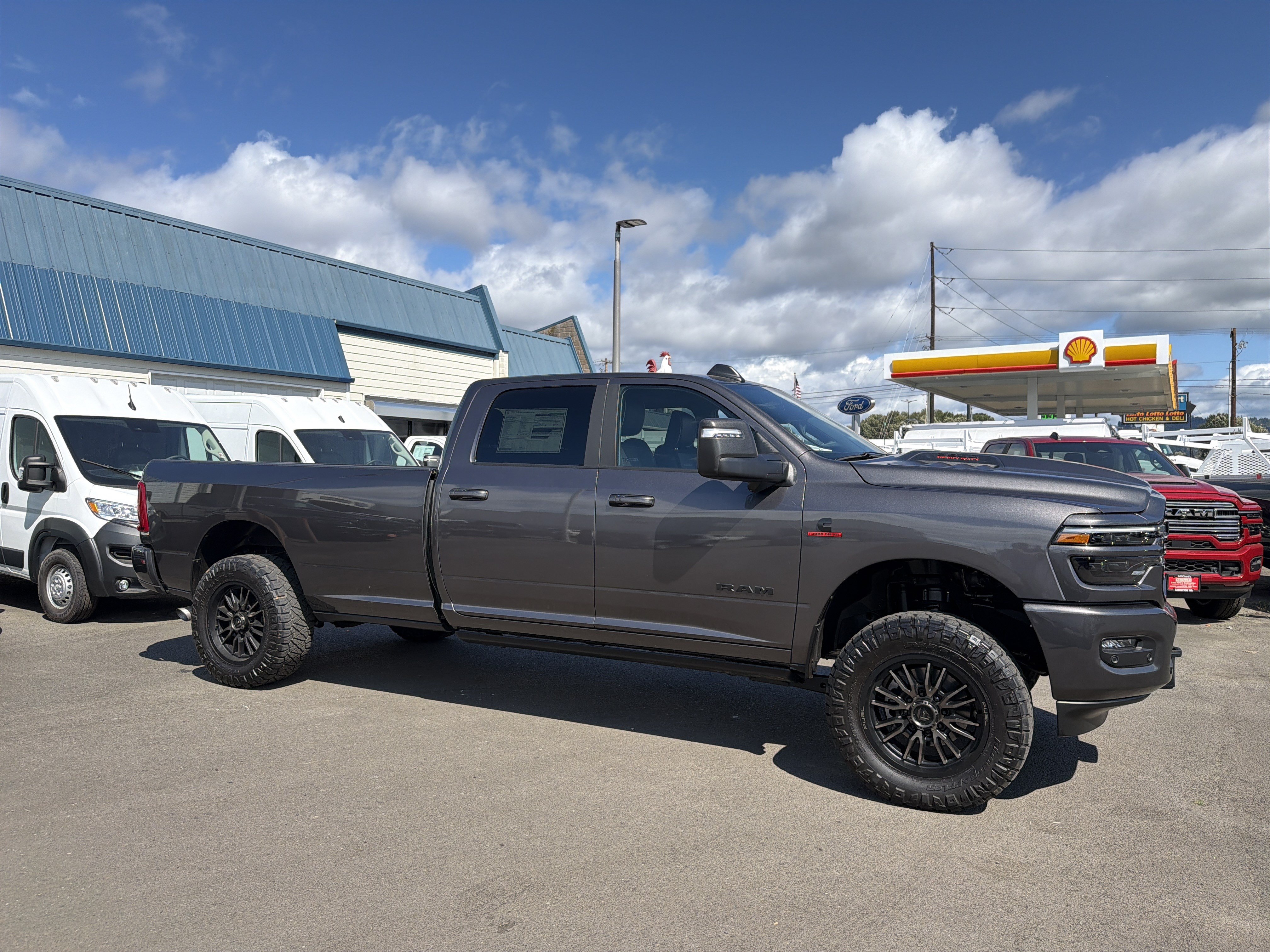 New 2026 RAM 3500 Laramie AWD/4WD image 7