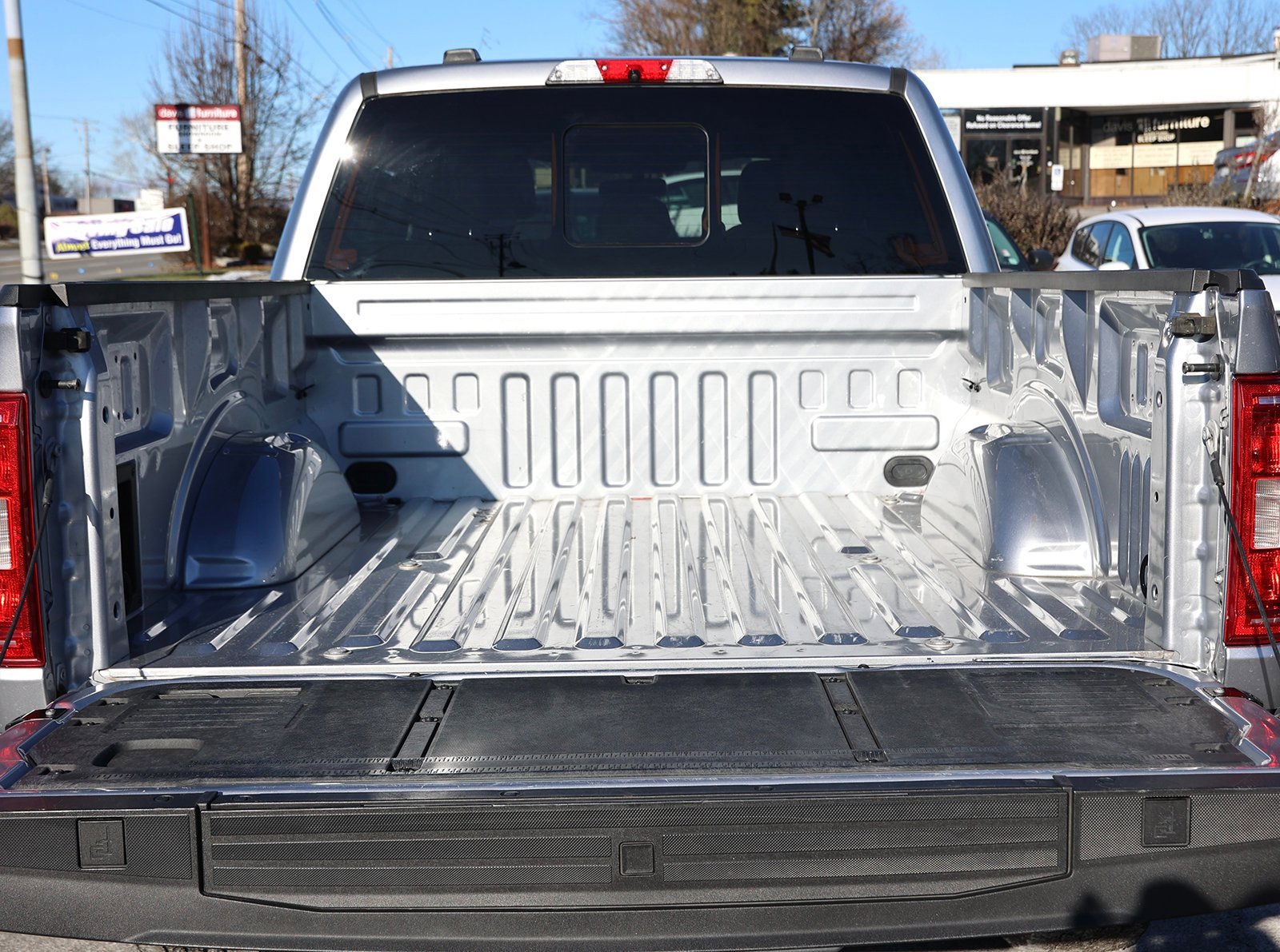 Used 2023 Ford F150 XLT w/ Equipment Group 302A High image 16