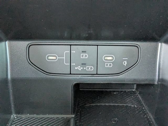 Used 2025 Kia Sorento S w/ Panoramic Sunroof Package FWD image 14