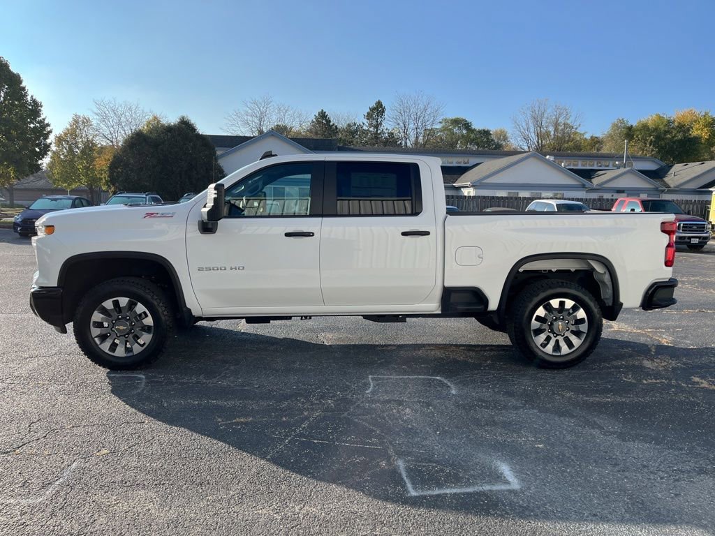 Certified 2025 Chevrolet Silverado 2500 Custom w/ Z71 Off-Road Package image 5