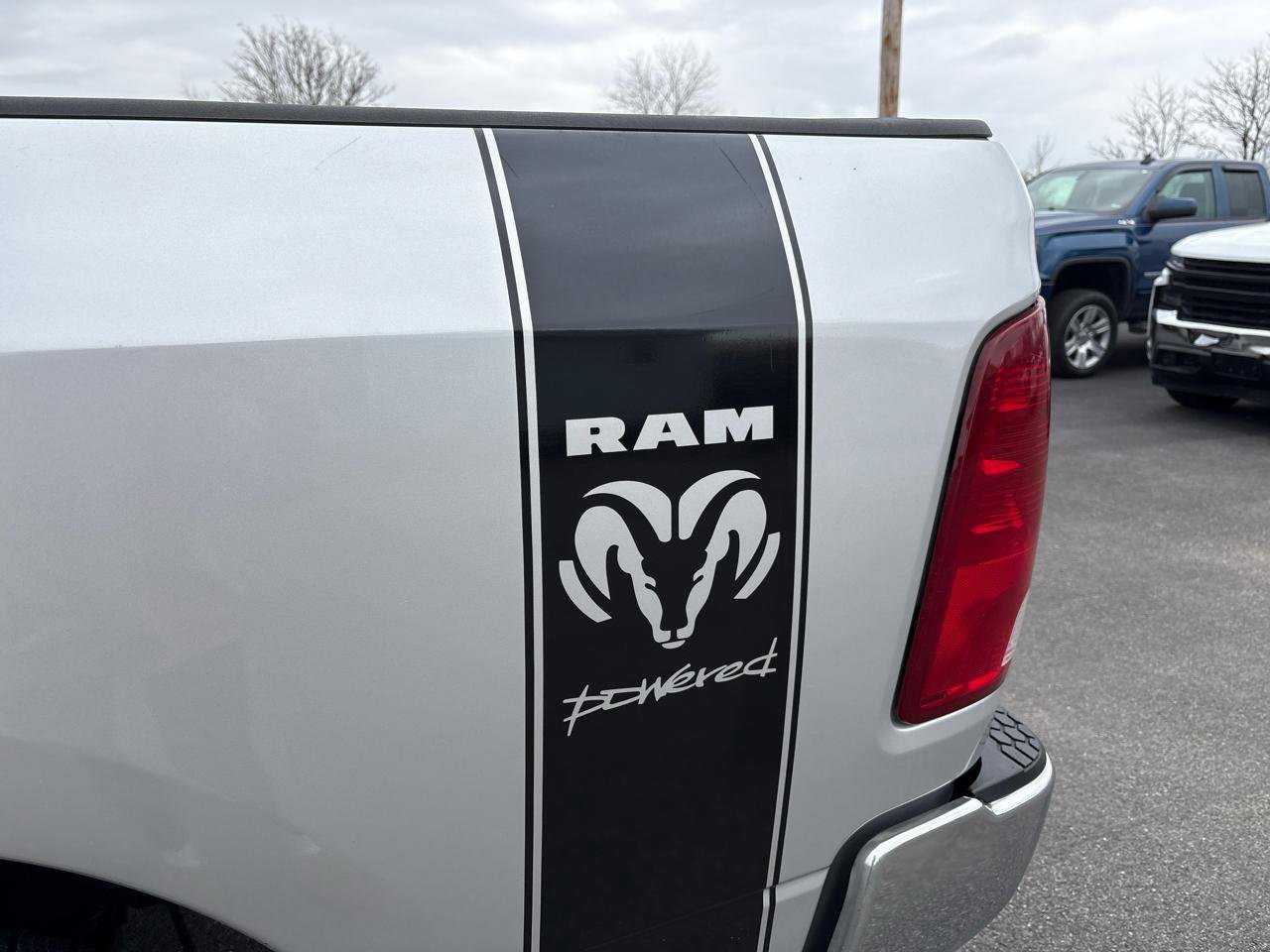Used 2018 RAM 1500 ST w/ SXT Appearance Group image 21