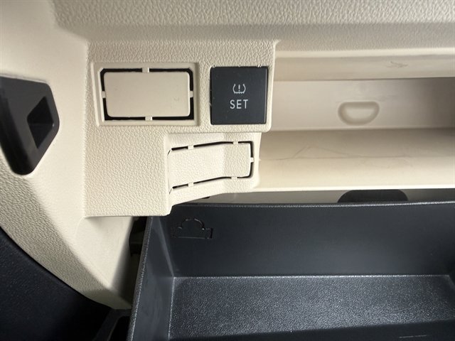 Used 2017 Volkswagen Jetta SE image 44