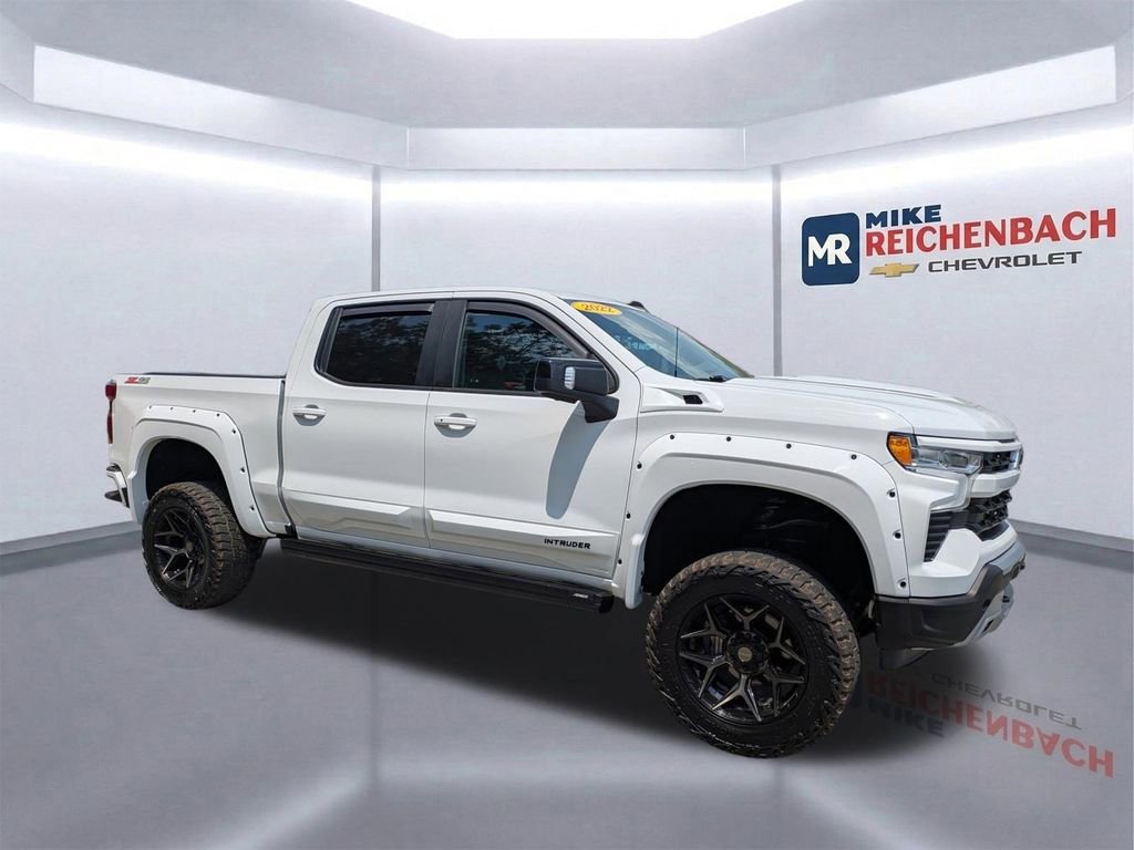 Used 2022 Chevrolet Silverado 1500 RST w/ All Star Edition Plus AWD/4WD image 2