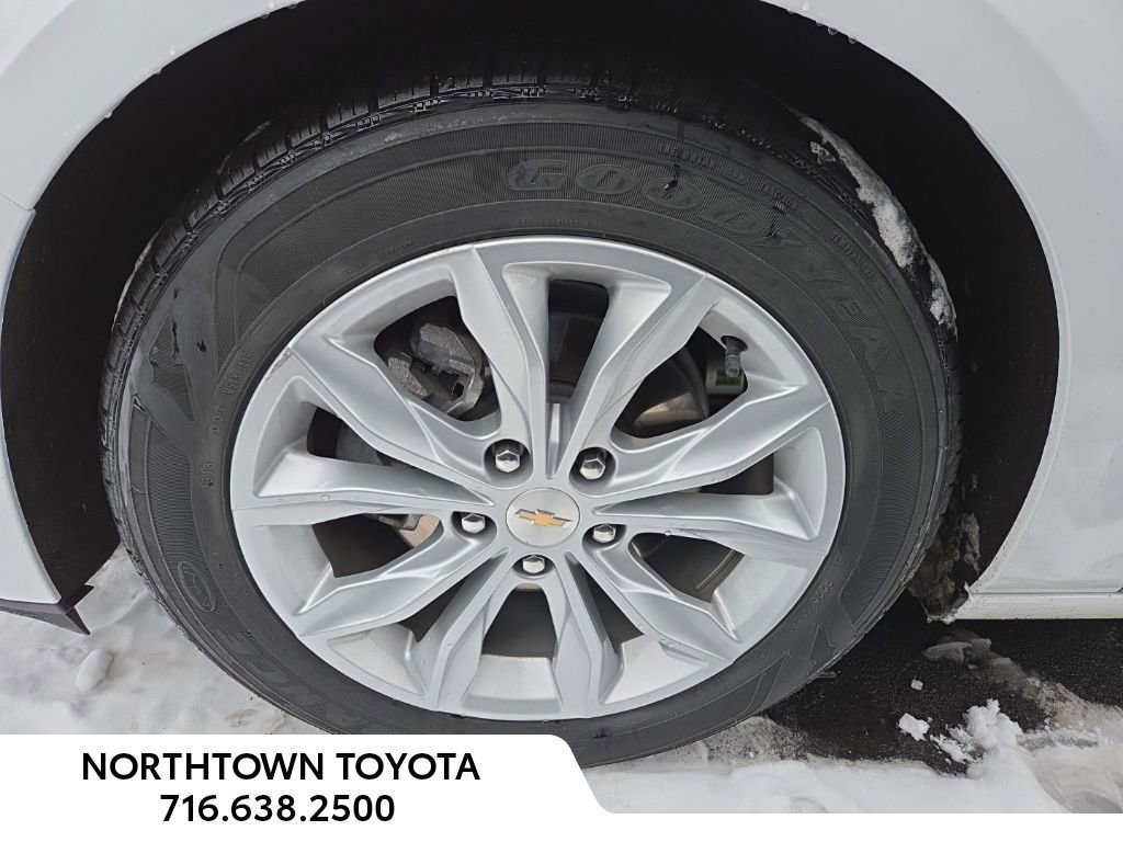 Used 2023 Chevrolet Malibu LT image 11