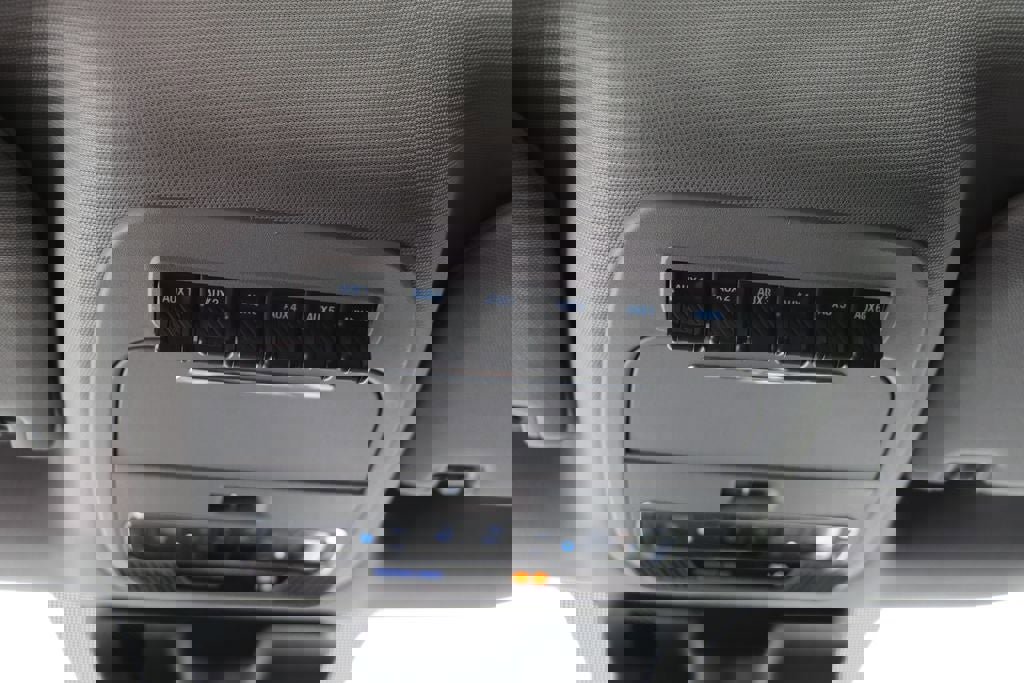 Used 2023 Ford F250 Lariat w/ Lariat Ultimate Package image 37