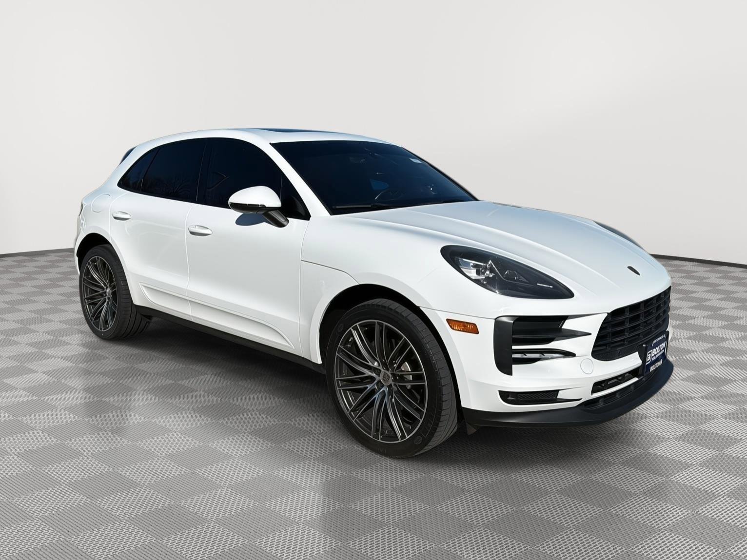 Used 2020 Porsche Macan image 7