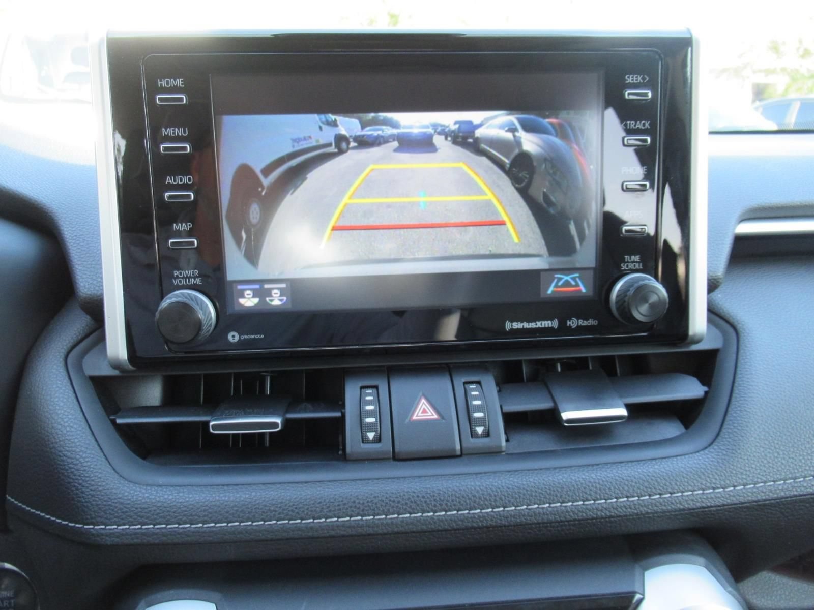Used 2019 Toyota RAV4 Limited AWD/4WD image 30
