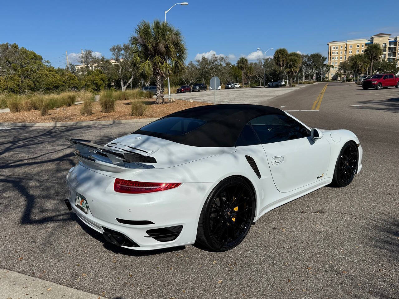 Used 2015 Porsche 911 Turbo S AWD/4WD image 37