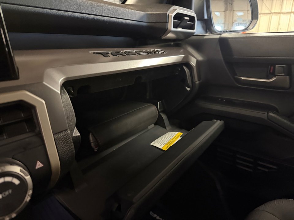 Used 2024 Toyota Tacoma TRD Off-Road image 38