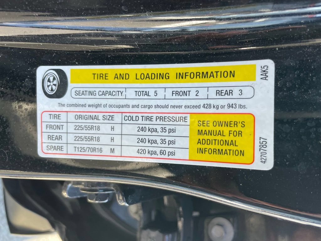 Used 2022 Buick Encore GX Preferred w/ Cold Weather Comfort Package AWD/4WD image 40
