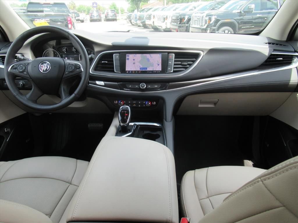 Used 2020 Buick Enclave Premium w/ Sun and Sites Package FWD image 12