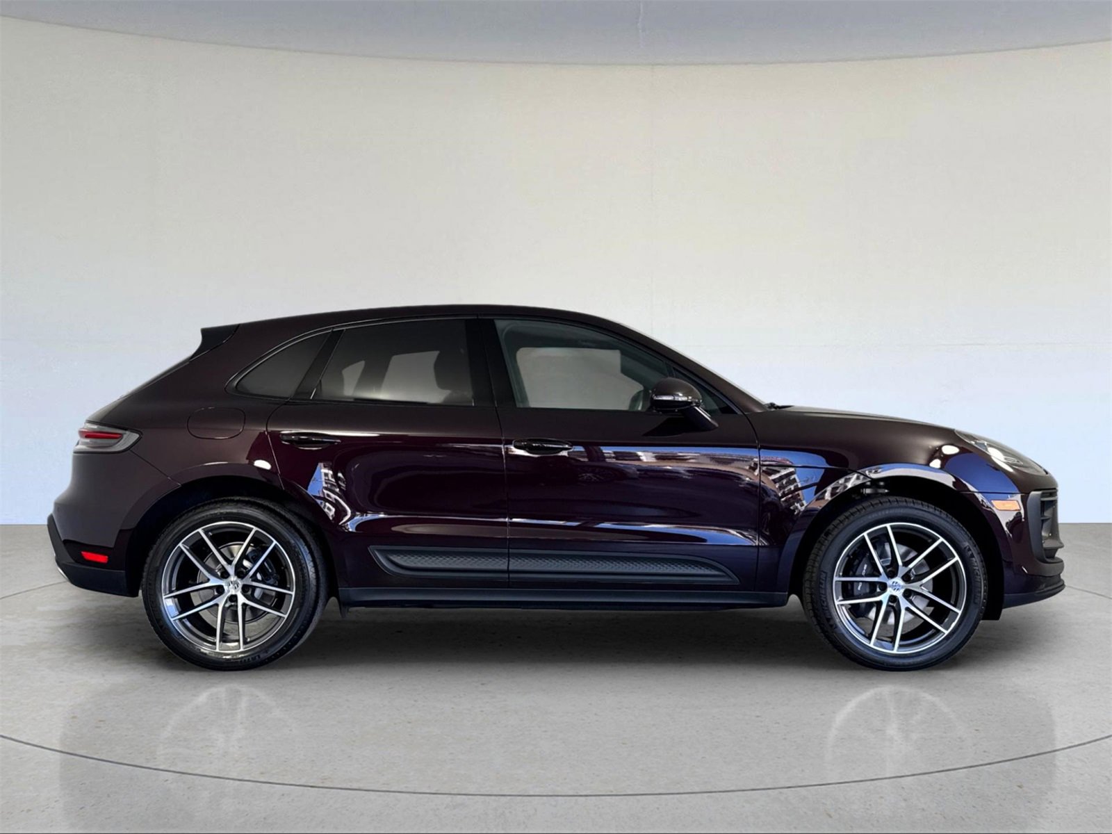 New 2026 Porsche Macan image 9