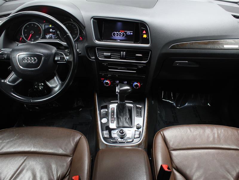 Used 2015 Audi Q5 2.0T Premium Plus w/ Technology Package image 9