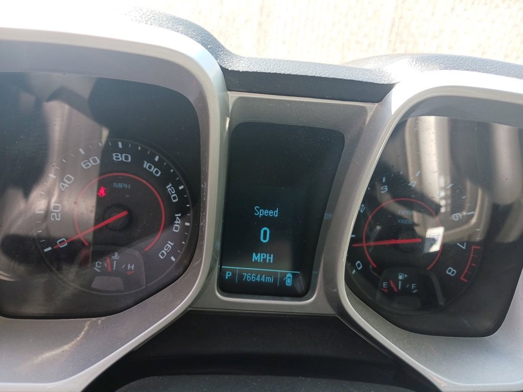 Used 2015 Chevrolet Camaro LS RWD image 10